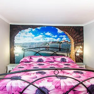 https://casa-napoli-stritt.hotels-amalfi.com