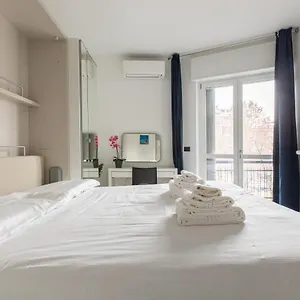 https://bnbutler-moderno-e-confortevole-largo-promessi-sposi.italymilanhotels.net